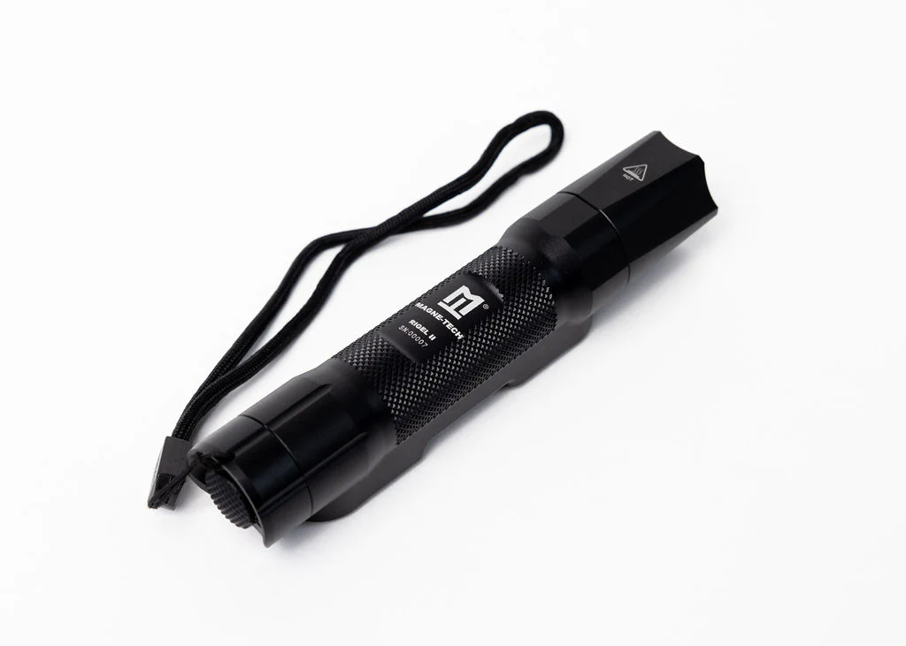 Magne-Tech Rigel II: 1100 Lumen Magnetic Tactical Flashlight